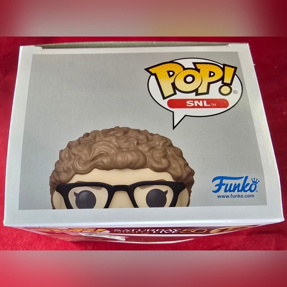 Lunch lady (Chris Farley) target exclusive funko # 12 (nib) with pop protector - Picture 4 of 7